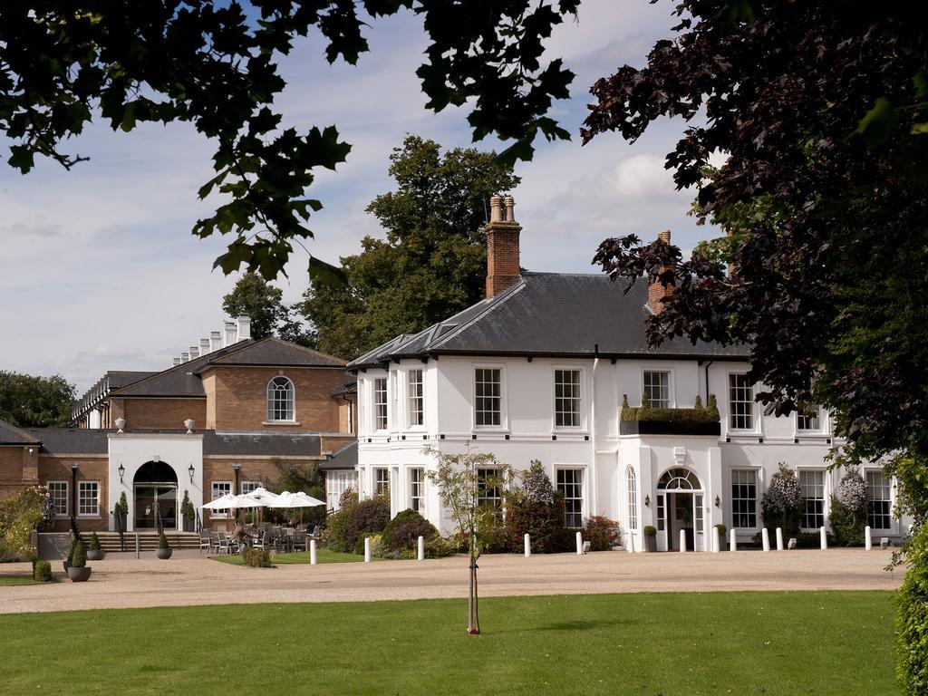 Bedford Lodge Hotel&Spa Newmarket  Buitenkant foto